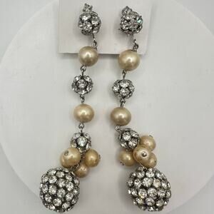 Vintage silver tone clear rhinestones faux pearls dangle drop clip on earrings
